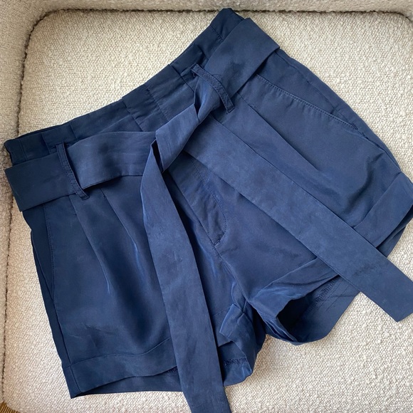 AEO Navy Blue High Waisted Paperbag Shorts - Picture 5 of 10